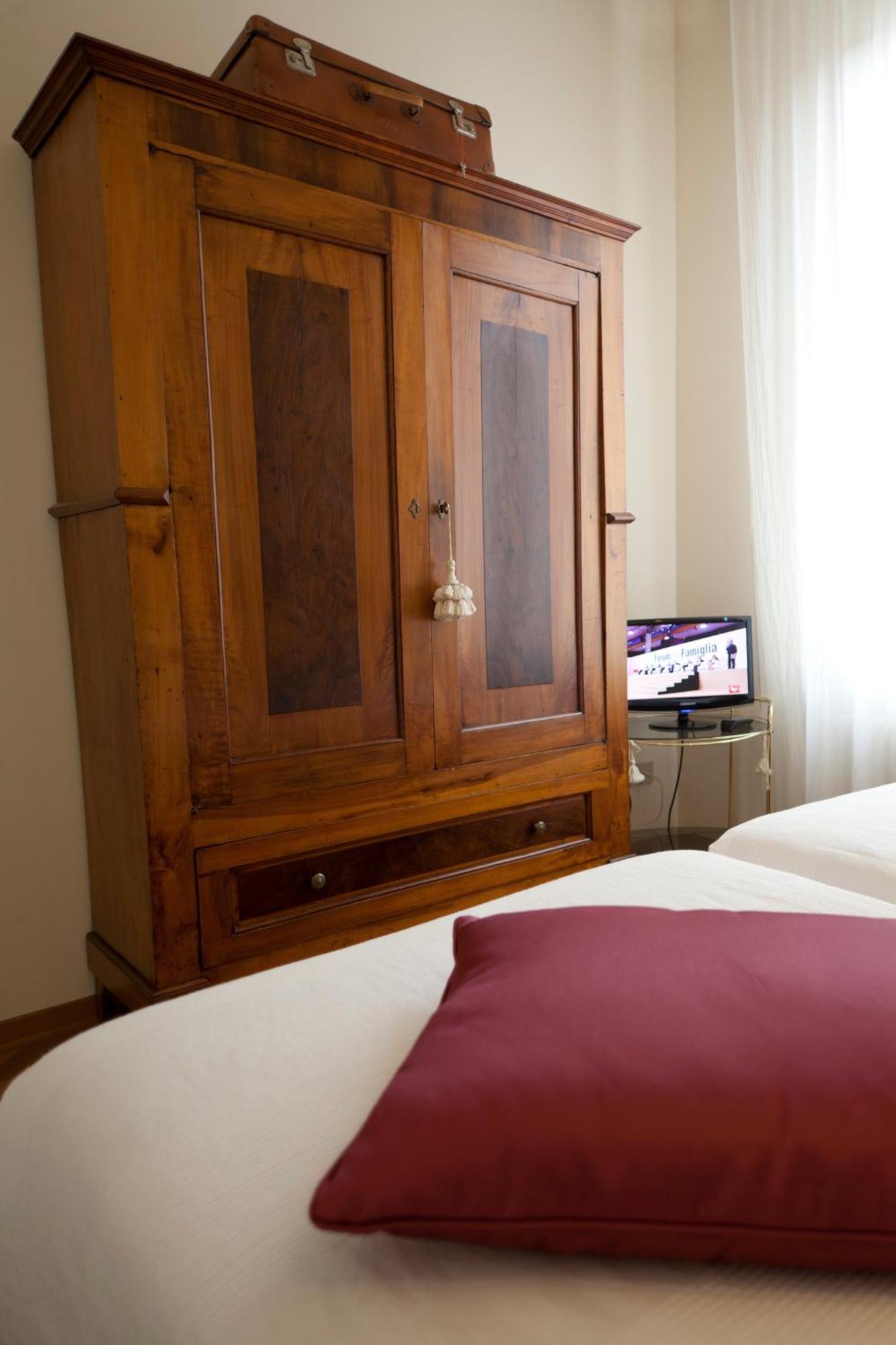 Exclusive La Reunion Ravenna